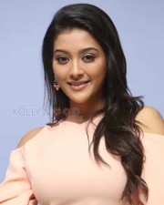 Beautiful Pooja Jhaveri Photos