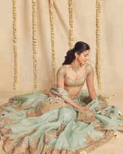 Gorgeous Shanaya Kapoor in a Pastel Sea Green Lehenga Photos 03