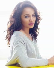 Indian Actress Tejaswi Madivada Sexy Photo Shoot Pictures