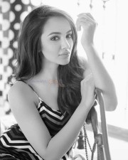 Indian Actress Tejaswi Madivada Sexy Photo Shoot Pictures