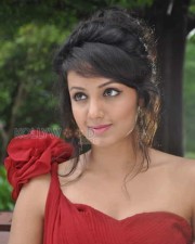 Natpathigaram Movie Heroine Tejaswi Madivada Stills