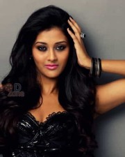 Pooja Jhaveri Sexy Photoshoot Stills