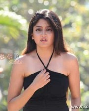 Ranam Heroine Poonam Kaur Sexy Pictures