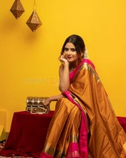 Savaari Heroine Priyanka Sharma Latest Photoshoot Pictures