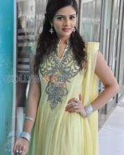 Sri Mukhi Photos