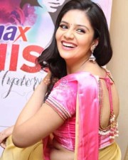 Srimukhi Sexy Saree Photos