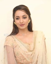 Tejaswi Madivada At Anoos Salon Launch Photos