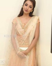 Tejaswi Madivada At Anoos Salon Launch Photos