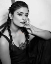 Tollywood Actress Priyanka Sharma Photoshoot Pictures