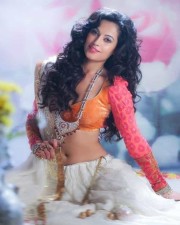 Actress Disha Pandey New Photoshoot Pictures