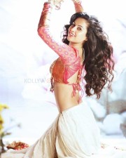 Actress Disha Pandey New Photoshoot Pictures