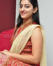 Ardhanari Movie Heroine Mouryani Photos