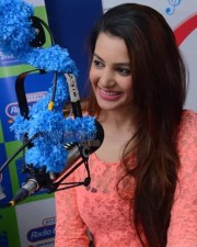 Banthi Poola Janaki Movie Heroine Deeksha Panth At Radio City Photos