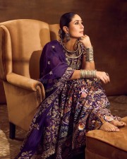 Bollywood Actress Kareena Kapoor in a Purple Lehenga Photos 02