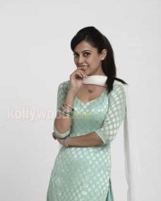 Maanathil Mayam Seithai Heroine Disha Pandey Stills