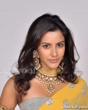 Priya Anand Sexy Photos