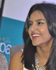 Sexy Priya Anand At Pantaloons Store Launch Photos