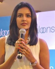 Sexy Priya Anand At Pantaloons Store Launch Photos