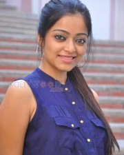 Tamil Actress Janani Iyer Pictures