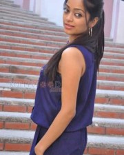 Tamil Actress Janani Iyer Pictures