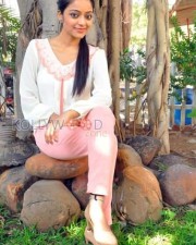 Thegidi Heroine Janani Iyer Photos