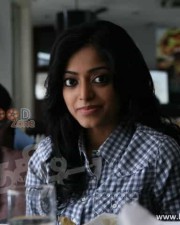 Thegidi Movie Heroine Janani Iyer Photos