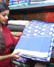 Actress Nitya Shetty At Ikat Art Mela In Secundrabad Photos