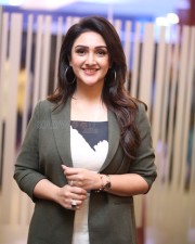 Actress Sridevi Vijaykumar at Sundarakanda Teaser Launch Photos 27