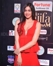 Adah Sharma Cleavage Show At Iifa Awards Photos