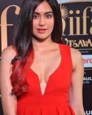 Adah Sharma Cleavage Show At Iifa Awards Photos