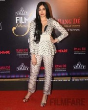 Adah Sharma Does A Zeenat Aman For Filmfare Glam And Style Awards Stills