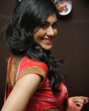 Adah Sharma Hot Saree Photos