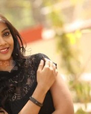 Beautiful Actress Nithya Shetty Photoshoot Pictures