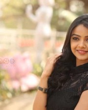 Beautiful Actress Nithya Shetty Photoshoot Pictures