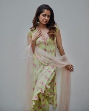 Most Desirable Women Ashika Ranganath in a Simple Floral Kurta Pictures 05