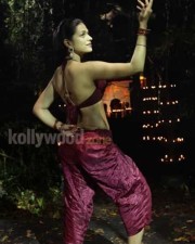 Shraddha Das Pictures In Nankam Pirai Movie