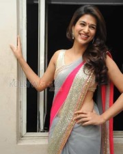 Telugu Actress Shraddha Das Sexy Saree Pictures