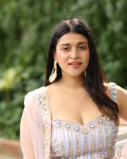 Actress Mannara Chopra at Tiragabadara Saami Movie Success Press Meet Pictures 01