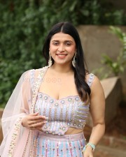 Actress Mannara Chopra at Tiragabadara Saami Movie Success Press Meet Pictures 04