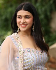 Actress Mannara Chopra at Tiragabadara Saami Movie Success Press Meet Pictures 10