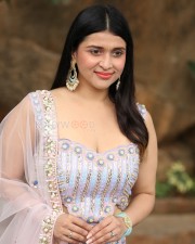 Actress Mannara Chopra at Tiragabadara Saami Movie Success Press Meet Pictures 34