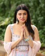 Actress Mannara Chopra at Tiragabadara Saami Movie Success Press Meet Pictures 42