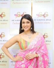 Mannara Chopra Launches Sri Krishna Silks Wedding Collections Photos 36