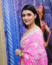 Mannara Chopra Launches Sri Krishna Silks Wedding Collections Photos 42