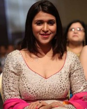 Mannara Chopra Pics 28