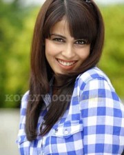 Tamil Actress Genelia Stills 05