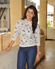 Telugu Actress Mannara Chopra New Photos 01