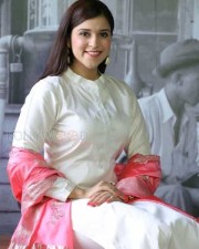 Telugu Actress Mannara Chopra New Pics 08