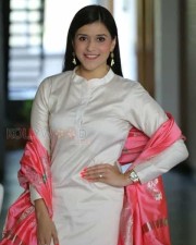 Telugu Actress Mannara Chopra New Pics 20