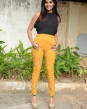 Beautiful Actress Neha Deshpande Pictures 01